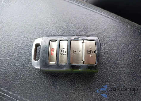 2015 Kia Cadenza Premium z USA, uszkodzony, nr VIN KNALN4D70F5178237